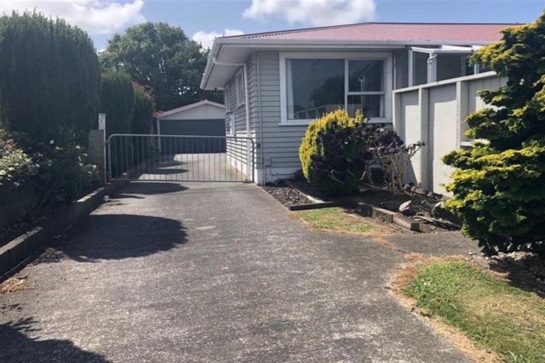 Photo of property in 126 Waihi Road, Hawera, 4610