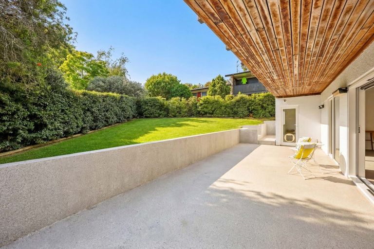 Photo of property in 16 Andrea Place, Sunnyhills, Auckland, 2010