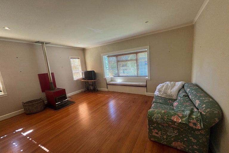 Photo of property in 41 Hawford Road, Opawa, Christchurch, 8023