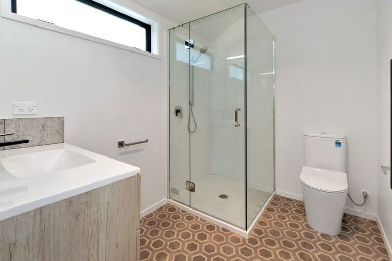 Photo of property in 6 Soldier Way, Parahaki, Whangarei, 0112