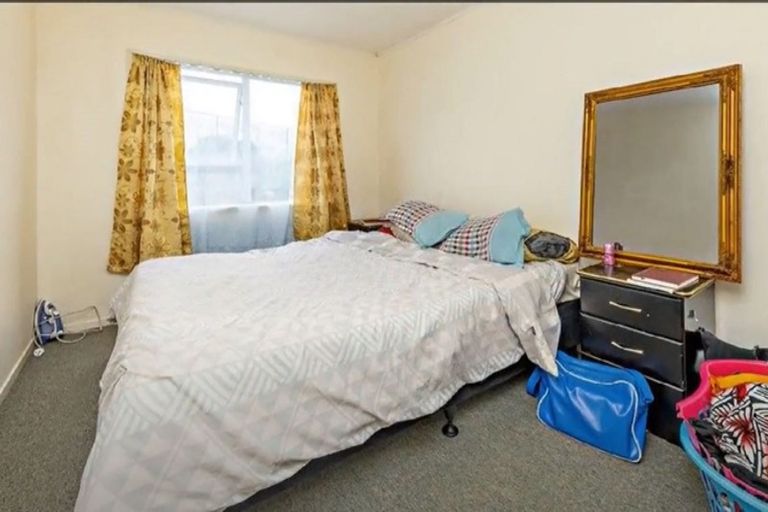 Photo of property in 17 Trounson Avenue, Clendon Park, Auckland, 2103