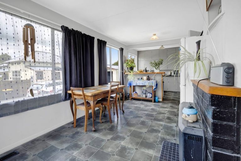 Photo of property in 130 Miranda Street, Stratford, 4332