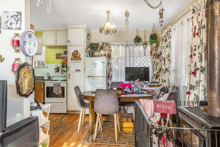 Photo of property in 108 Arahura Crescent, Waitangirua, Porirua, 5024