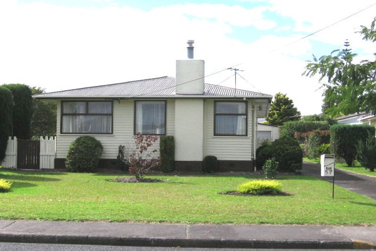 Photo of property in 57 Strid Road, Te Atatu South, Auckland, 0610