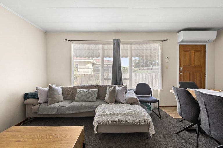 Photo of property in 2/267 Kennedy Road, Onekawa, Napier, 4110