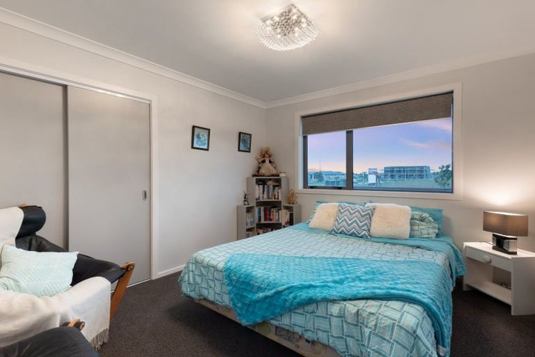 Photo of property in 32 Sabre Street, Papamoa Beach, Papamoa, 3118