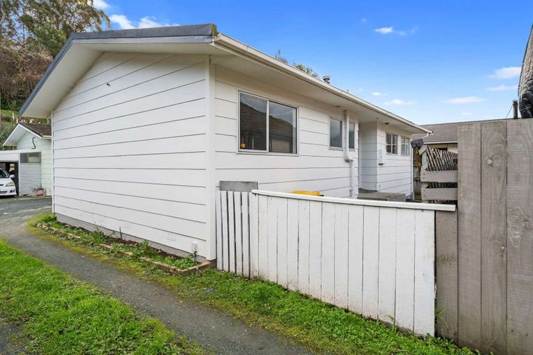 Photo of property in 2/240 Kawai Street South, Nelson South, Nelson, 7010