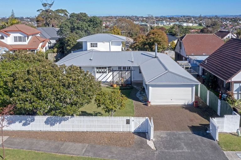 Photo of property in 24 Cherry Road, Bucklands Beach, Auckland, 2014