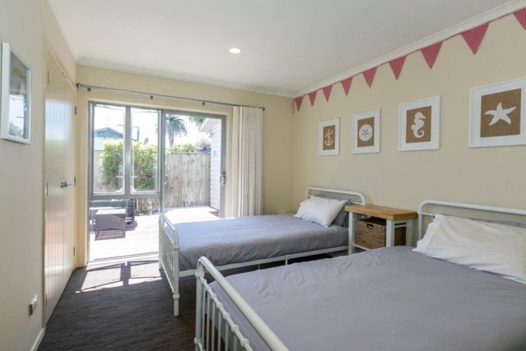 Photo of property in 28 Airini Road, Waimarama, Havelock North, 4294