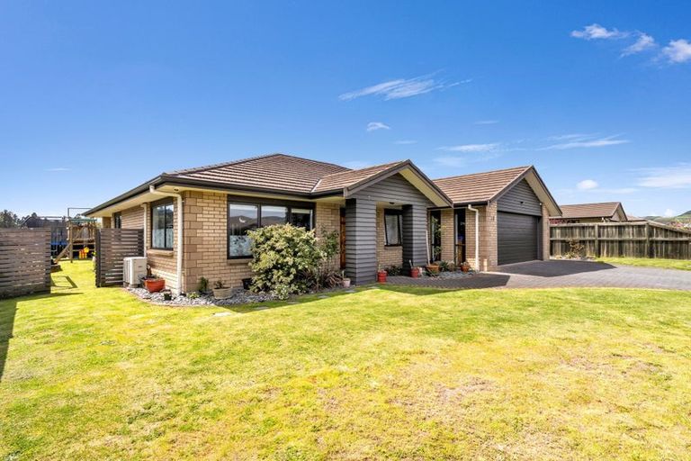 Photo of property in 15 Carroll Place, Owhata, Rotorua, 3010