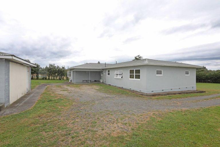 Photo of property in 2 Viles Road, Bulls, 4894