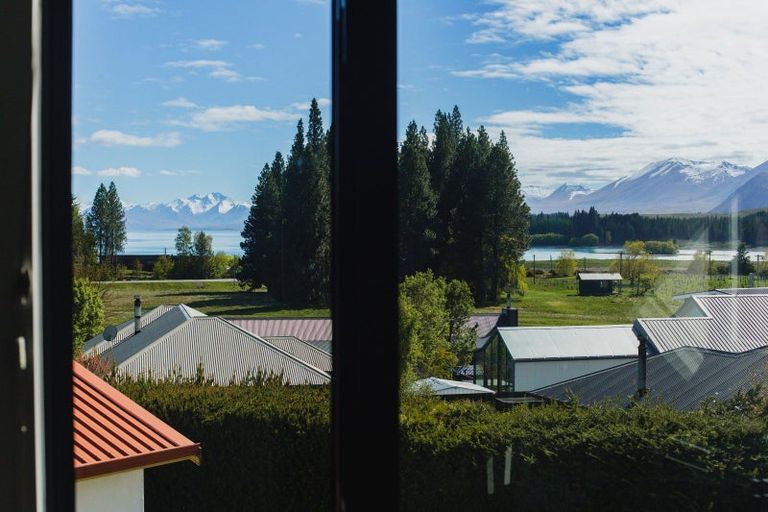 Photo of property in 15 Hamilton Drive, Lake Tekapo, 7999