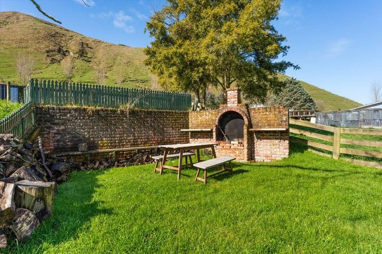 Photo of property in 4 Creek Road, Mangamahu, Whanganui, 4586