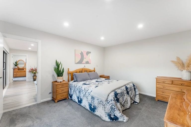 Photo of property in 13 Michael Richard Place, East Tamaki Heights, Auckland, 2016