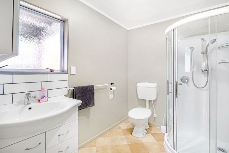 Photo of property in 10 Taonui Street, Waitarere Beach, Levin, 5510