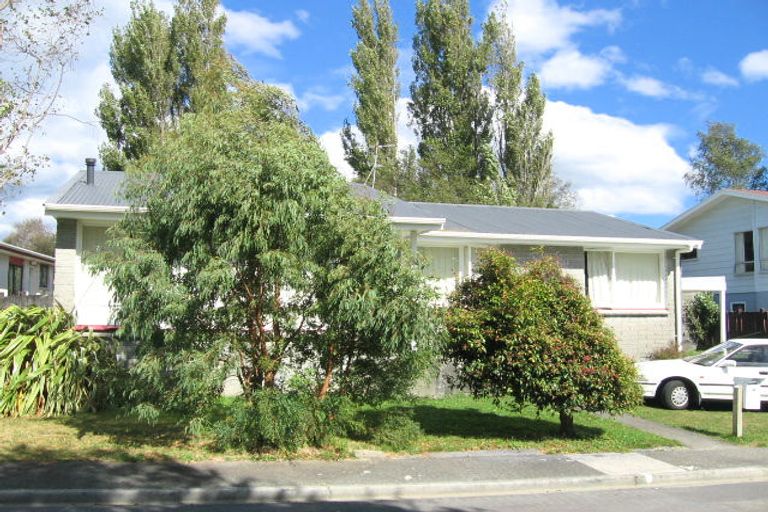 Photo of property in 49 Blueberry Grove, Timberlea, Upper Hutt, 5018