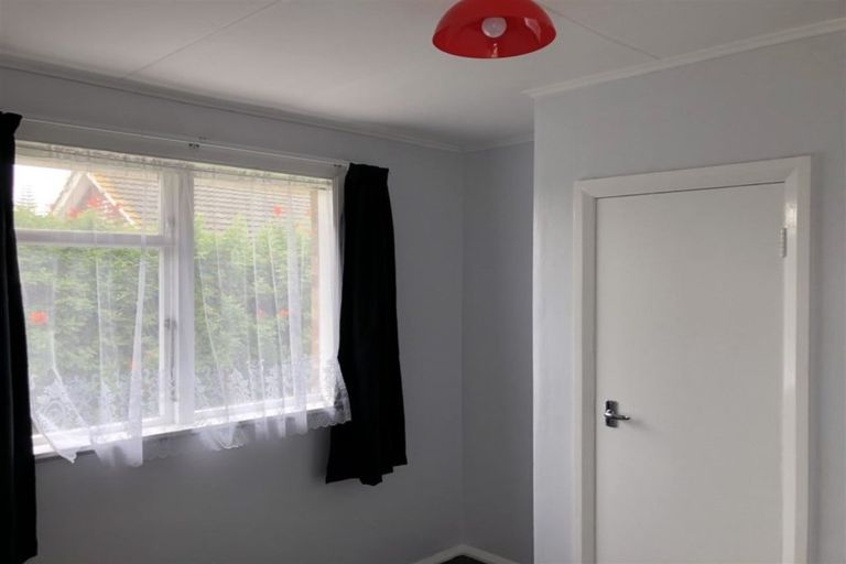 Photo of property in 180 Puriri Street, Castlecliff, Whanganui, 4501