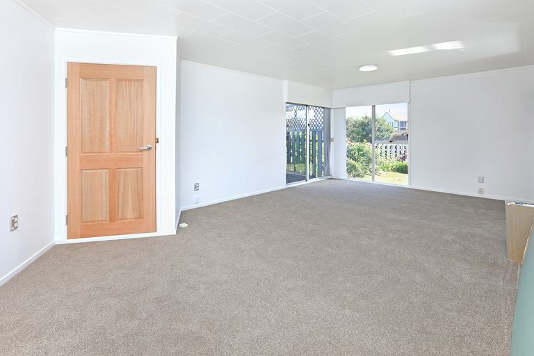 Photo of property in 30 Sharland Avenue, Manurewa, Auckland, 2102