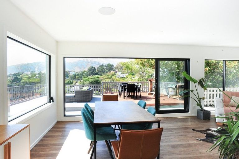 Photo of property in 8 Te Ara Crescent, Diamond Harbour, Lyttelton, 8971