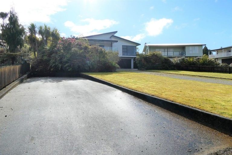 Photo of property in 72 Ahau Street, Moana, 7872