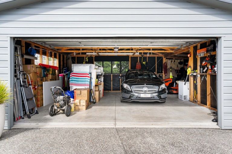 Photo of property in 130 Moana Anu Anu Avenue, Whangamata, 3620