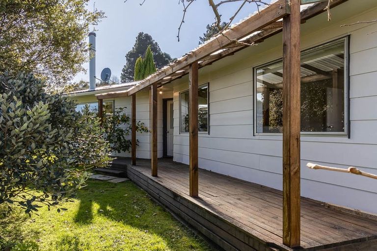 Photo of property in 5 Hookway Grove, Paraparaumu, 5032