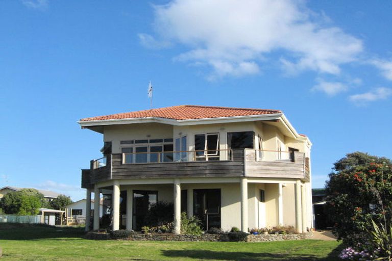 Photo of property in 160 Ocean Road, Ohope, 3121