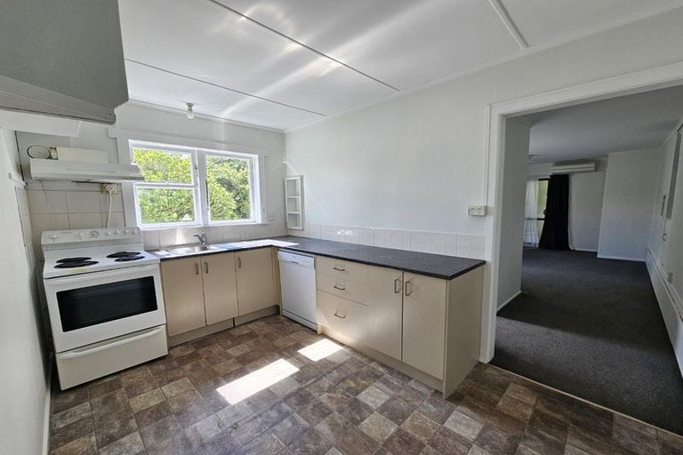 Photo of property in 146a Helston Road, Paparangi, Wellington, 6037