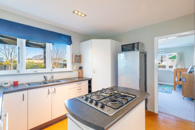 Photo of property in 3 Cradock Street, South New Brighton, Christchurch, 8062