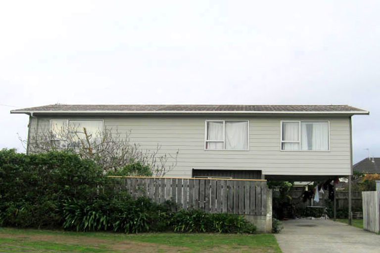 Photo of property in 122 Manly Street, Paraparaumu Beach, Paraparaumu, 5032