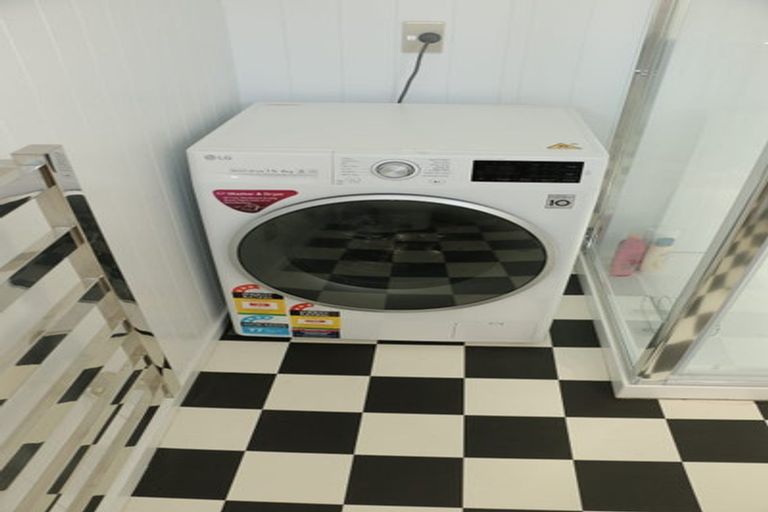 Photo of property in 6/116 Sunderland Street, Clyde, 9330