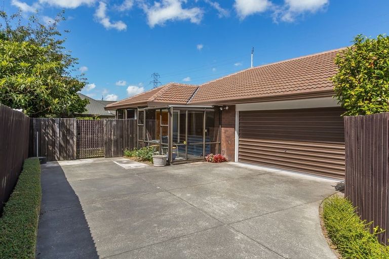 Photo of property in 2/81 Lancewood Drive, Halswell, Christchurch, 8025