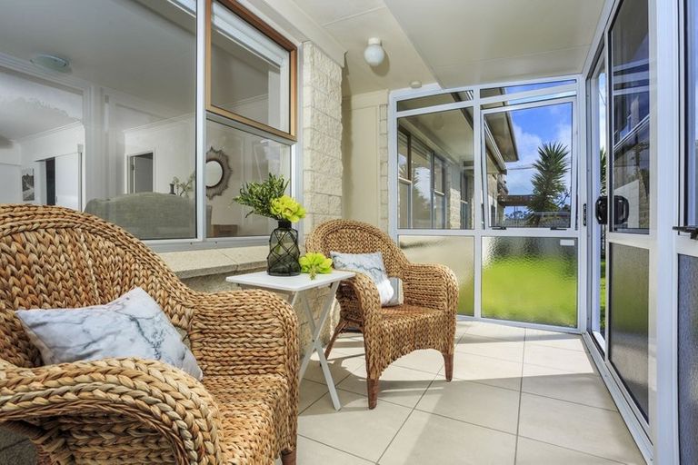 Photo of property in 2/22 Gordon Avenue, Milford, Auckland, 0620