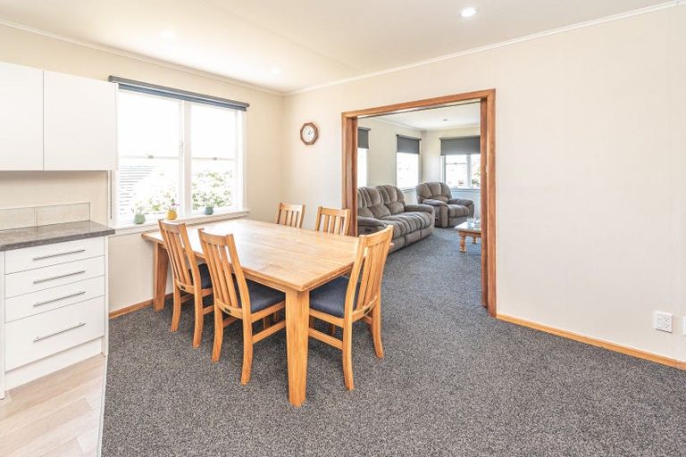 Photo of property in 24 Burns Street, Tawhero, Whanganui, 4501