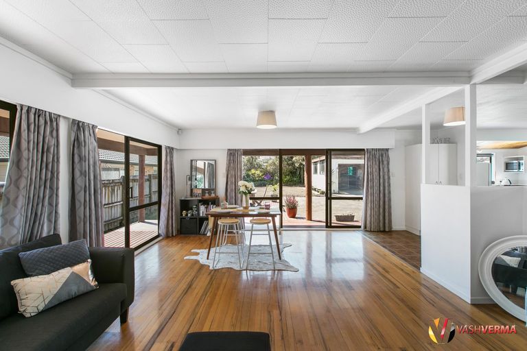 Photo of property in 29 Mcinnes Road, Weymouth, Auckland, 2103