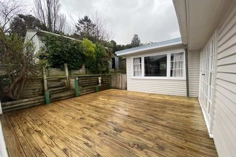 Photo of property in 204 George Street, Stokes Valley, Lower Hutt, 5019