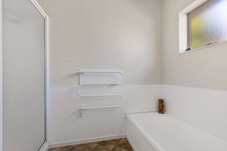 Photo of property in 74 Tawavale Street, Pukehangi, Rotorua, 3015