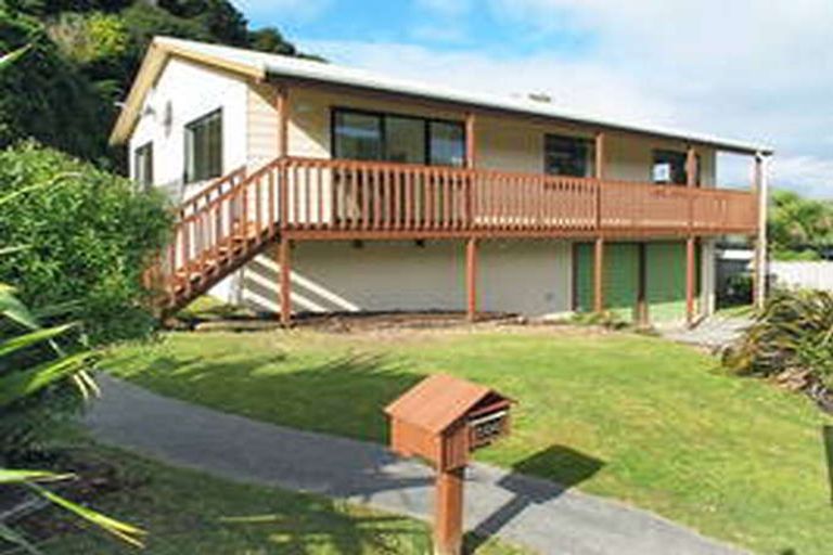 Photo of property in 104 Ayton Drive, Whitby, Porirua, 5024