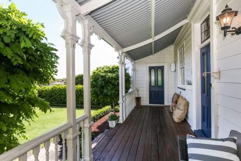 Photo of property in 9 Simla Terrace, Hospital Hill, Napier, 4110