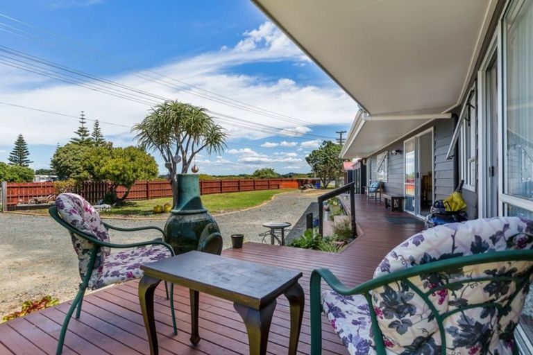 Photo of property in 562 Leigh Road, Whangateau, Warkworth, 0985