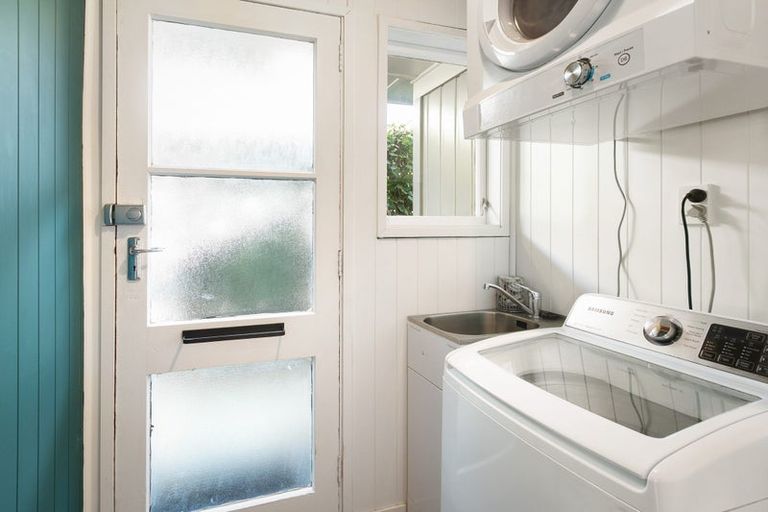 Photo of property in 34 Ocean View Road, Waihi Beach, 3611