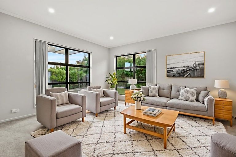 Photo of property in 41 Andalusian Way, Karaka, Papakura, 2113