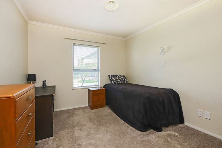 Photo of property in 3 Kirkcaldy Place, Flaxmere, Hastings, 4120