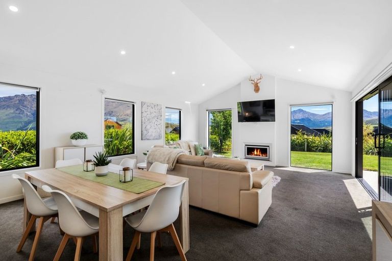 Photo of property in 62 Jacks Point Rise, Jacks Point, Queenstown, 9371