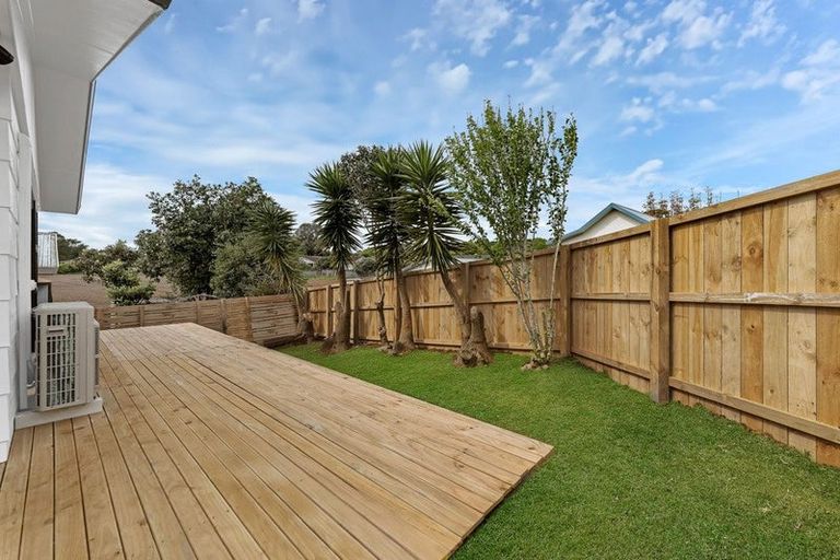 Photo of property in 1/53 Redcrest Avenue, Red Hill, Papakura, 2110