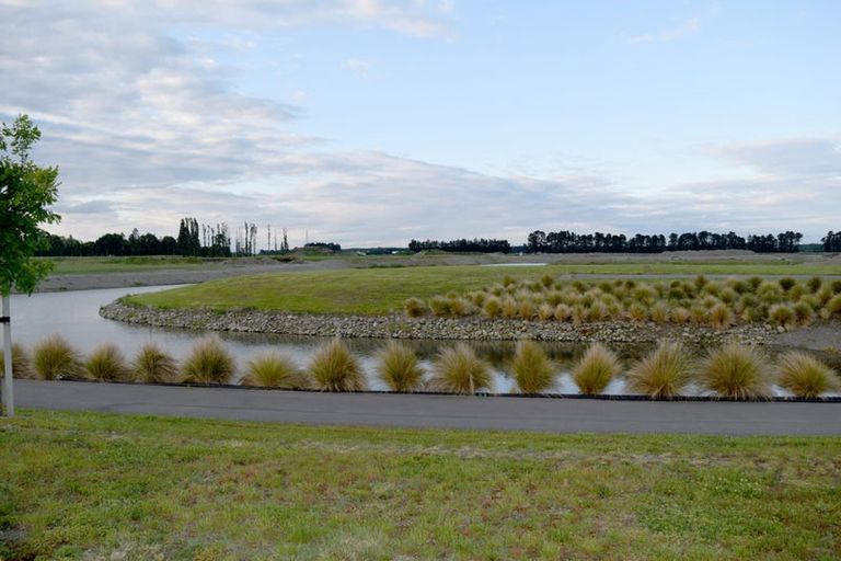 Photo of property in 137 Lake Hood Drive, Huntingdon, Ashburton, 7774