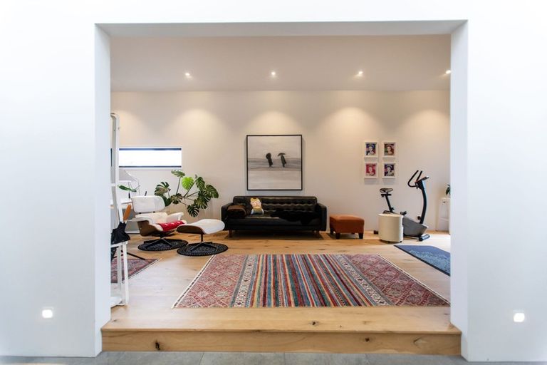 Photo of property in 411 Oaia Road, Muriwai, 0881