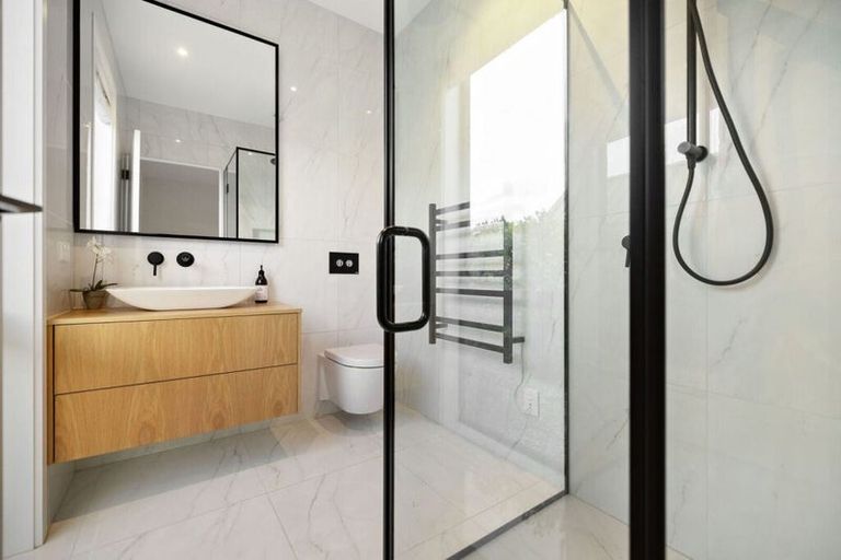 Photo of property in 1 Wanderer Lane, Jacks Point, Queenstown, 9371