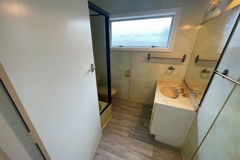 Photo of property in 25 Wood Street, Wainuiomata, Lower Hutt, 5014