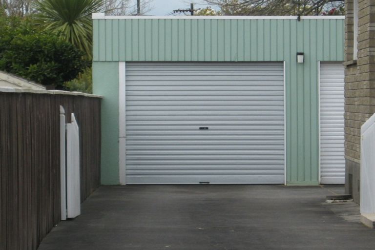 Photo of property in 3/2a Julian Place, Westown, New Plymouth, 4310